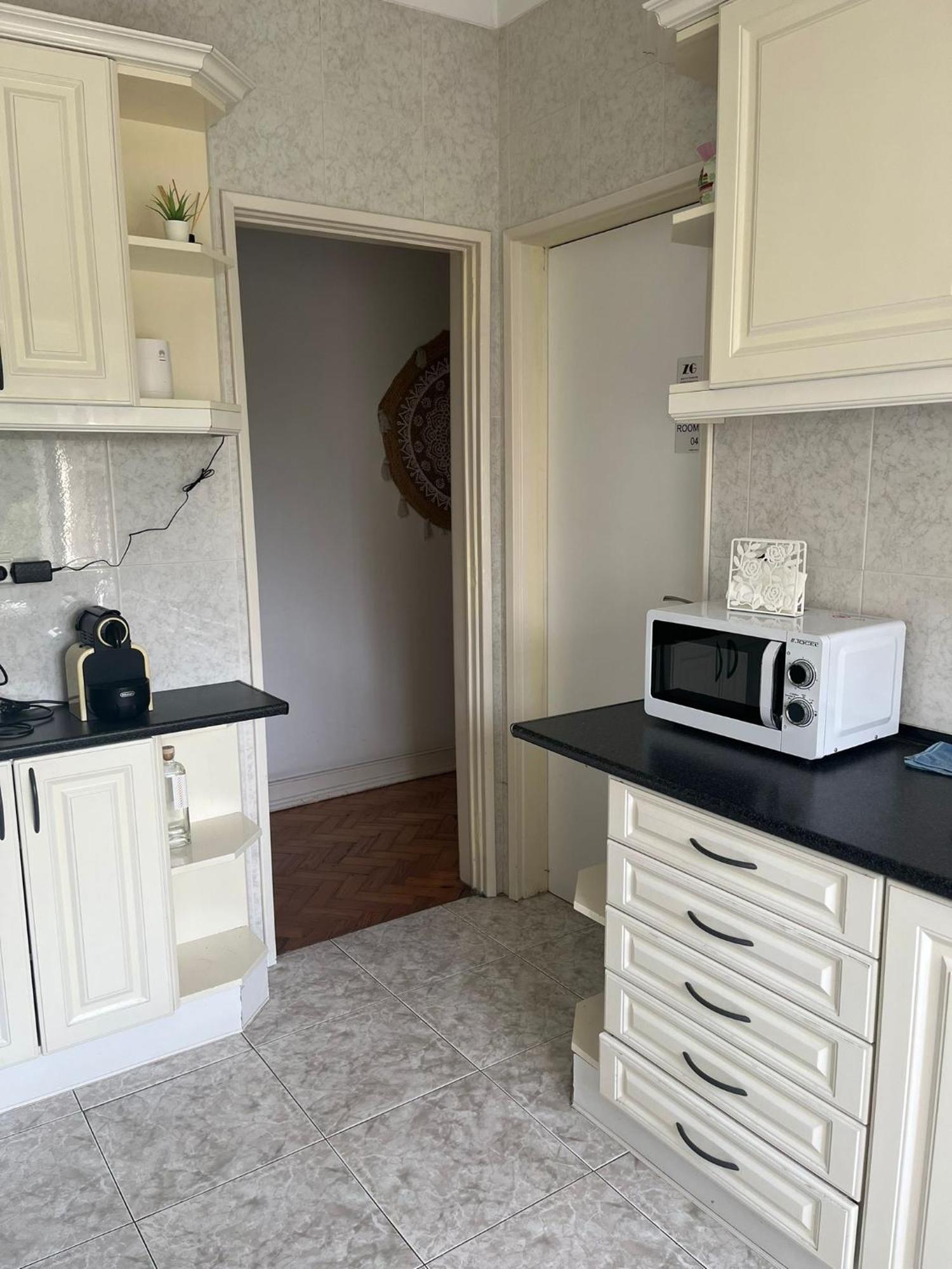 Alvalade II Airport Guest House Lisboa Dış mekan fotoğraf
